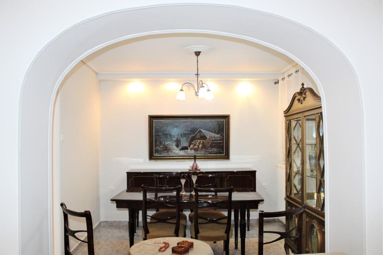 Appartement The Vacationer à Agria Extérieur photo